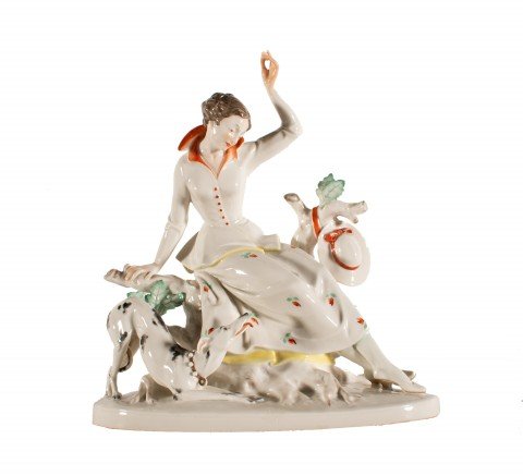 Figurative Porcelain Decorative Art: 