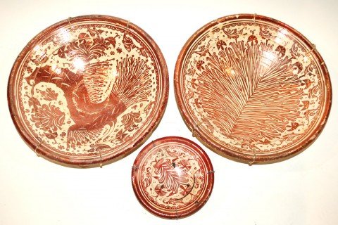 A Pair of Hispano-Moresque Lustre Bowls, Eagle and Frond Design