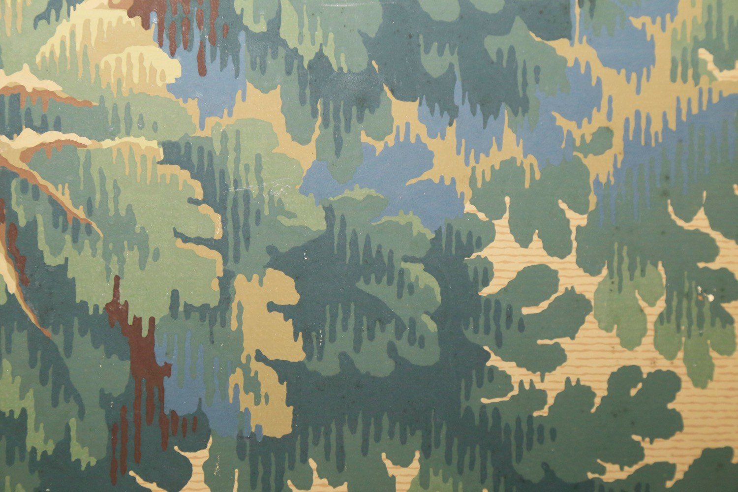 A Five Panel Verdure Tapestry Pattern Screen