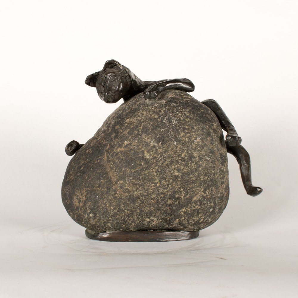 Bronze Cat Scaling Rock