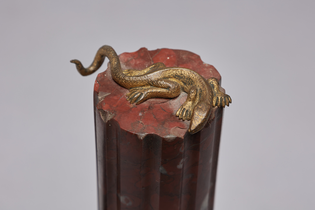 The Lizard, 19th Century (watch holder) by Louis Kley