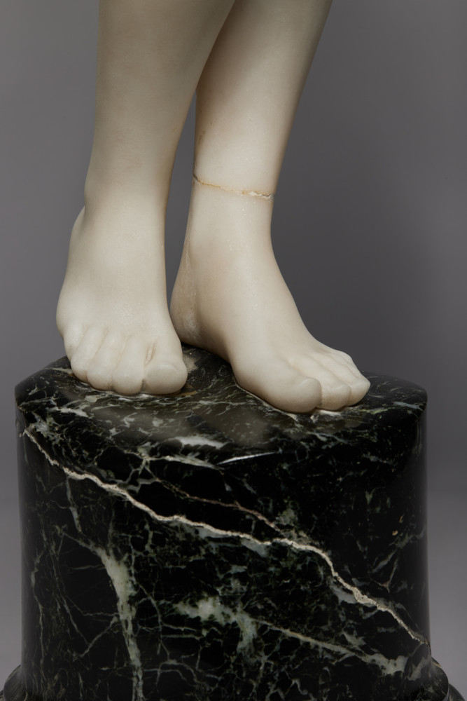 Late 19th Century Neoclassical Italian Figure of a Nude