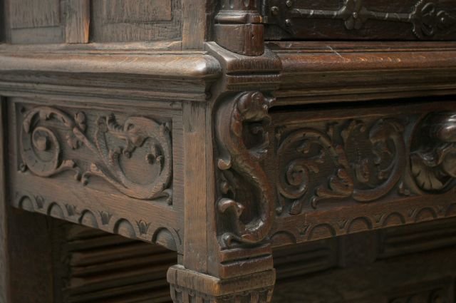 Italian Renaissance Revival Court Cupboard - Late 19th century